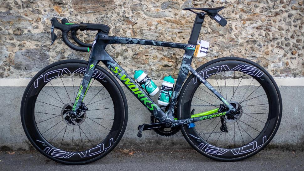 Peter Sagan’s green S-Works Venge frameset - yours for $7,000 | road.cc