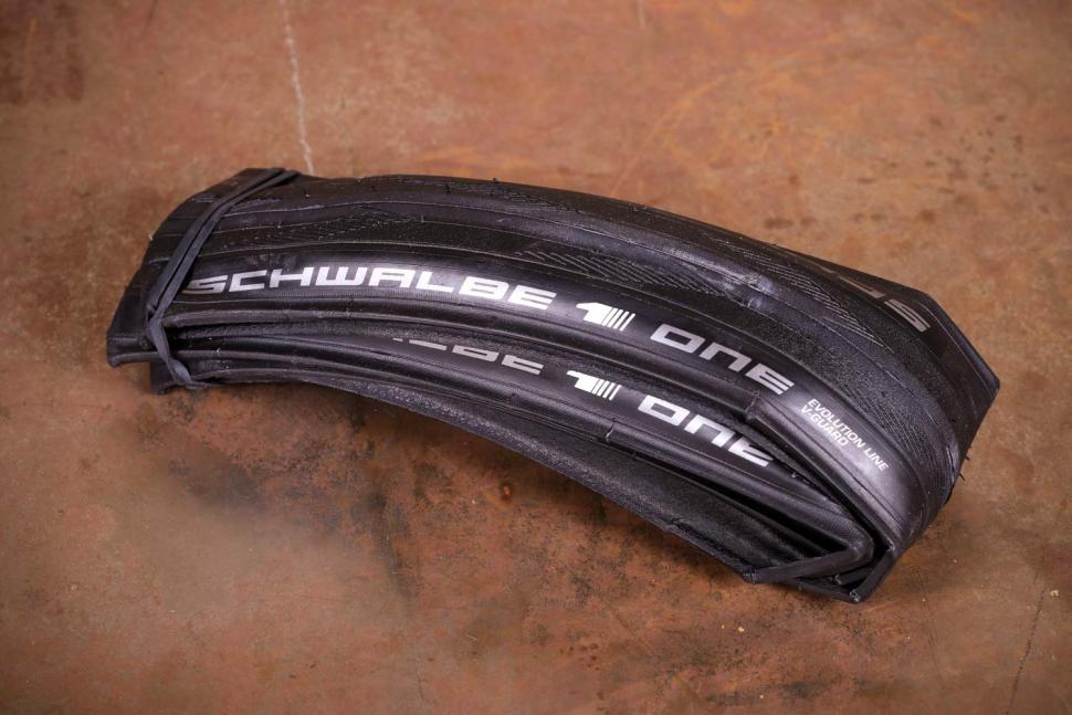 Schwalbe ONE V-Guard Evolution Road Race Folding Tyre 28mm