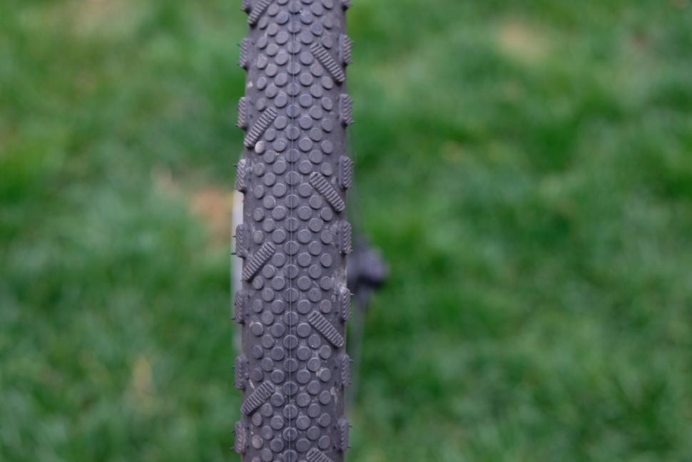Gravel Bike Schwalbe X-One Allround Tubeless TLE Black Tyre 27.5x1.30 Fast P/&P