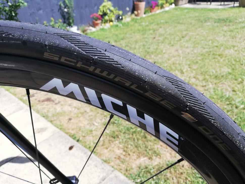Review: Schwalbe One Evolution V-Guard tyre | road.cc