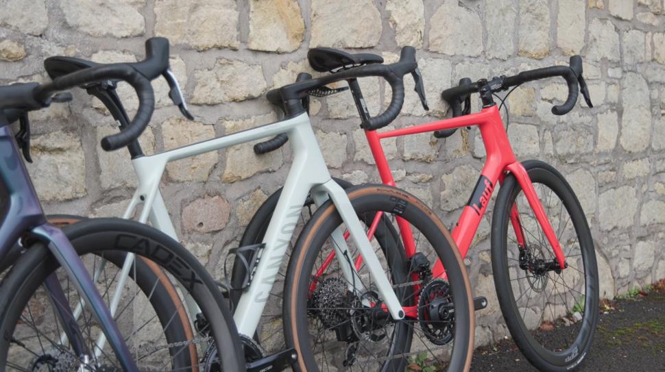 canyon endurace vs giant defy