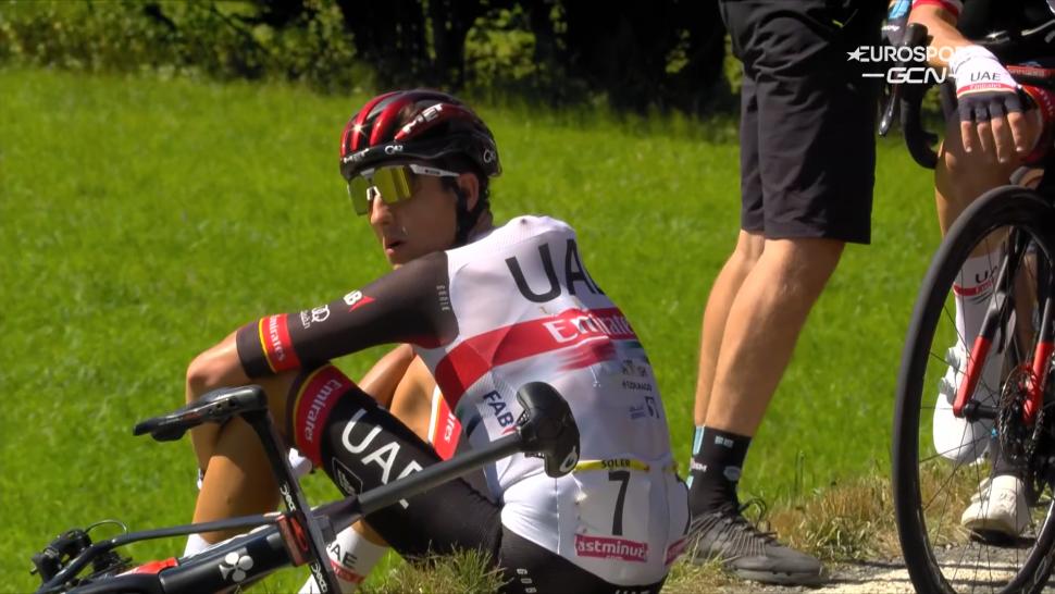 Tour de France protest (GCN)