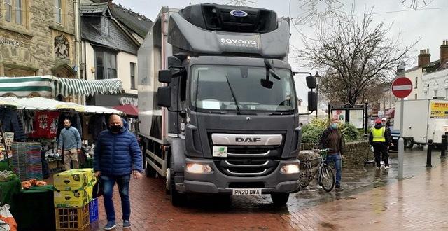 HGV on Sheep Street in Bicester (Catherine Hickman, Bicester Bike Users Group)