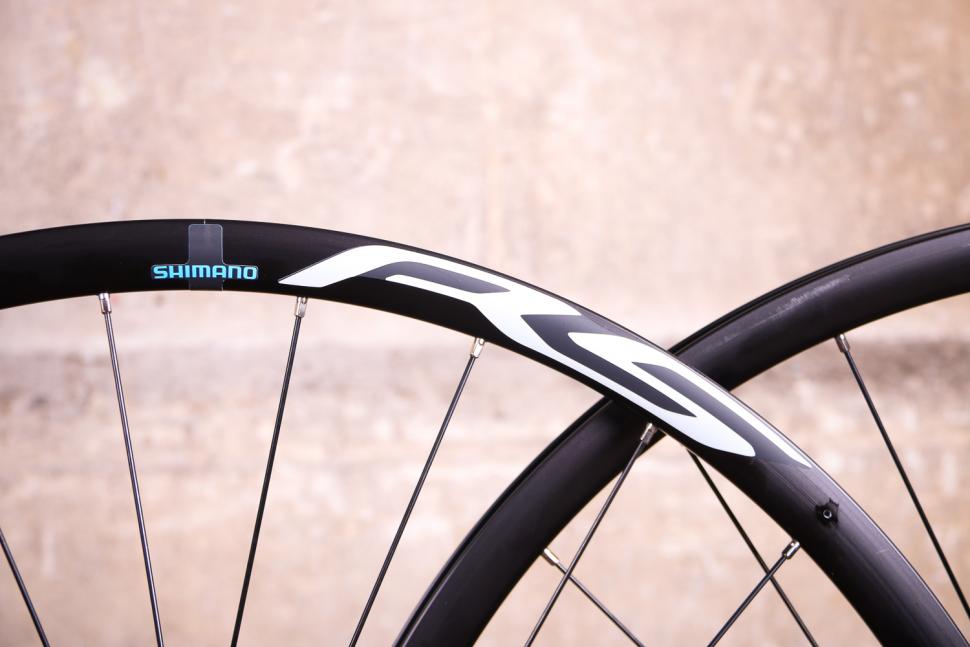 Review: Shimano RS170 Clincher Disc wheels | road.cc