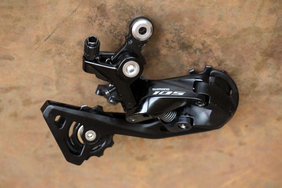 105 rear derailleur