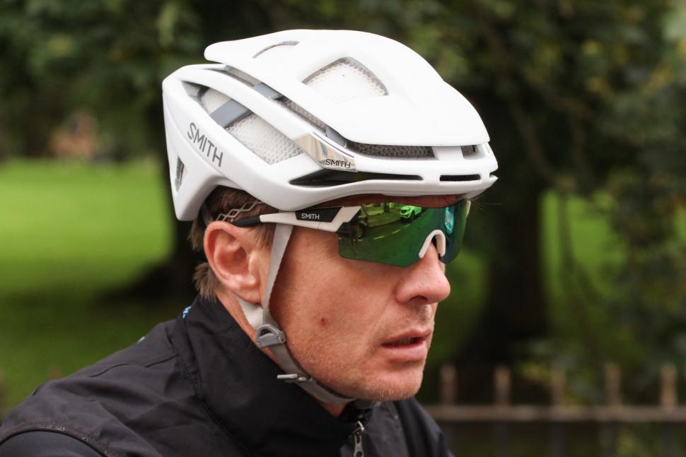 0円 76％以上節約 Smith Optics Network MIPS Road Cycling Helmet - Black Matte Cement Small 並行輸入品