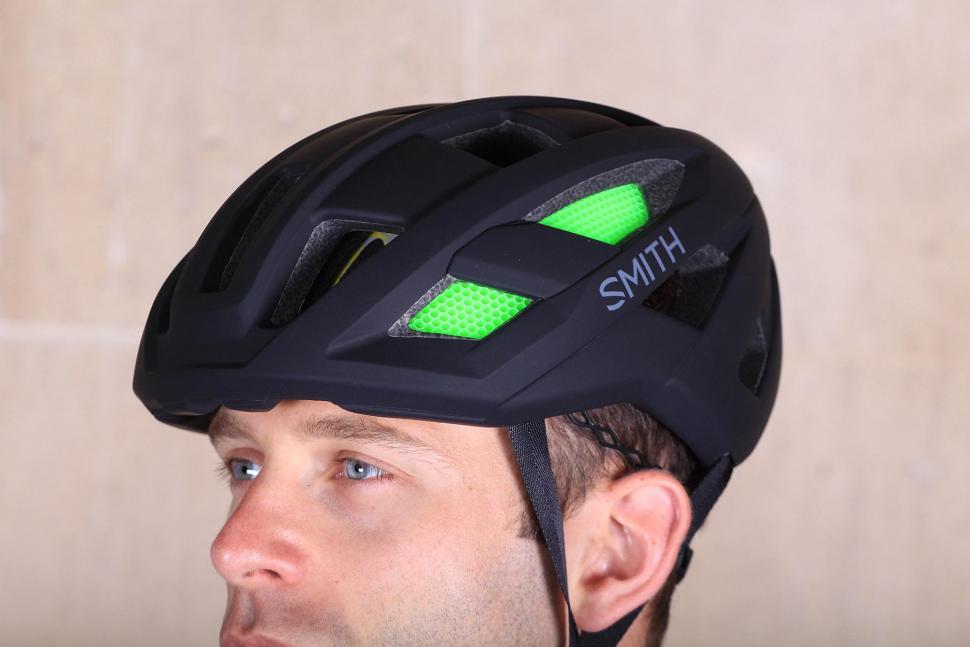 smith road helmet