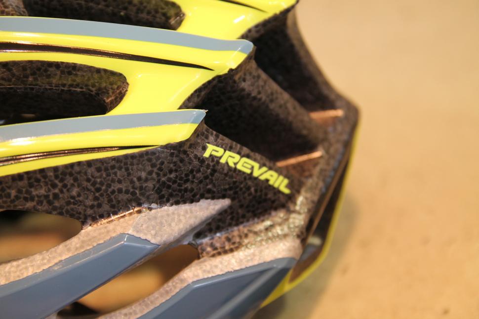 Specialized Prevail II helmet launched: Lighter and lower profile for ...