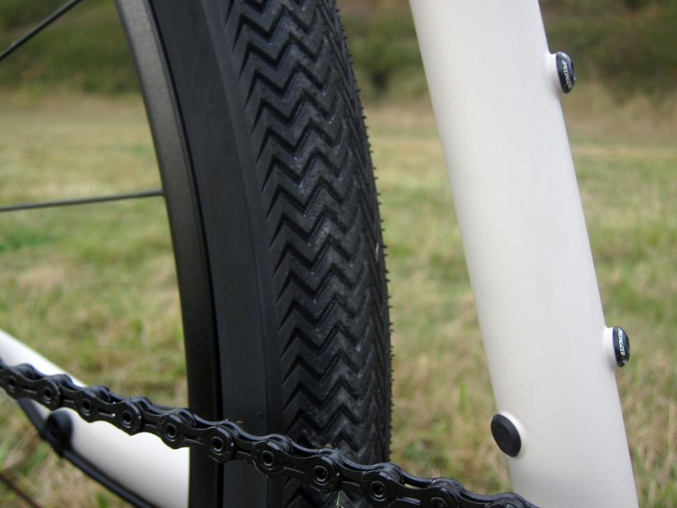 Review: Specialized Sequoia Expert | road.cc