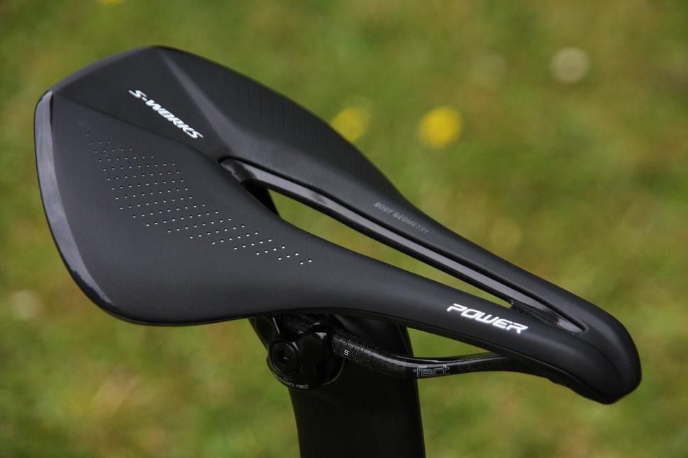 First Look: Specialized Venge ViAS Adds Disc Brakes - Road Bike Action