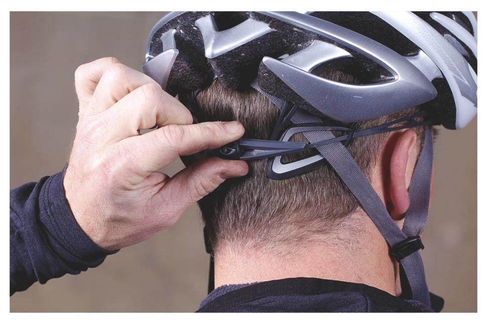 Resultado de imagen para cycling helmet adjustment