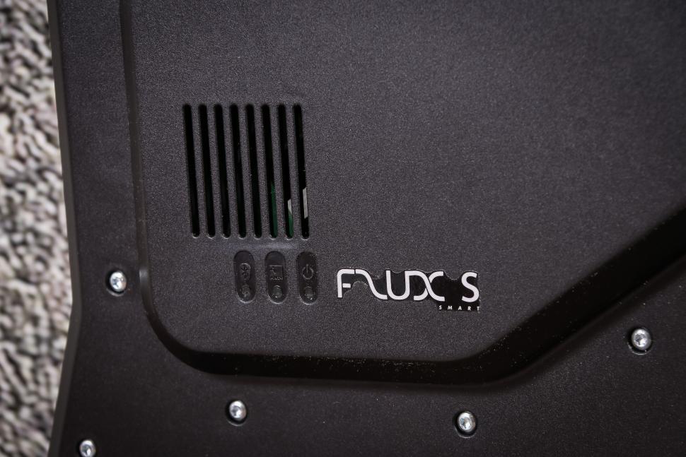 tacx flux s direct drive smart trainer