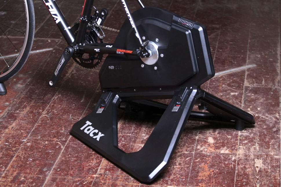 Review: Tacx Neo Smart T2800 | road.cc