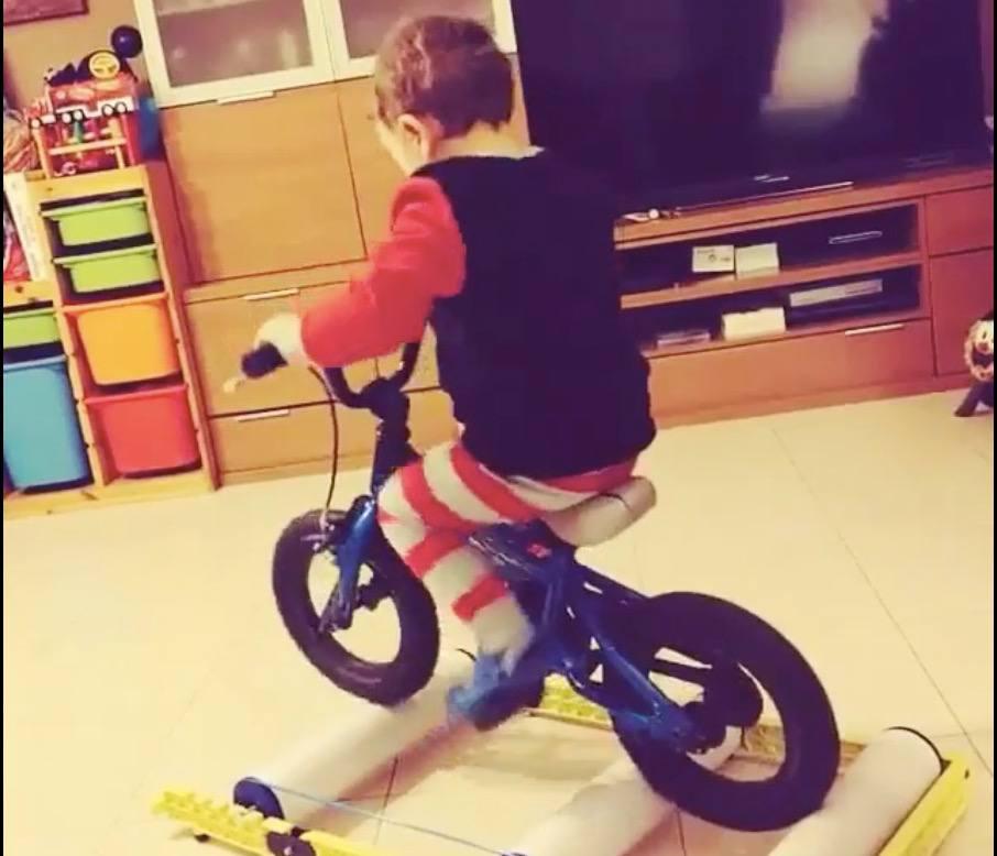 Kids shop bike trainer