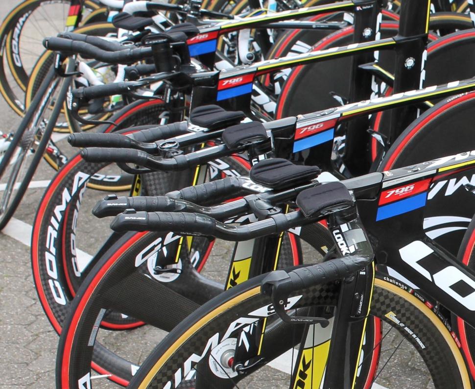 Tour de France 2017 Look Shimano shifters - 1.jpg