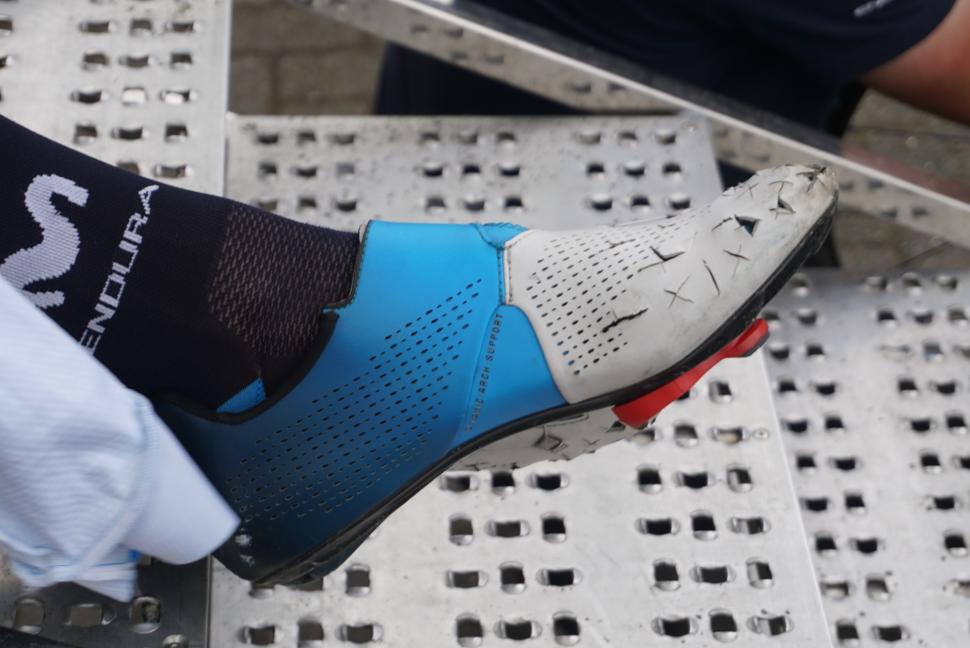 Tour de France 2019 Marc Soler Fizik shoe modification - 1