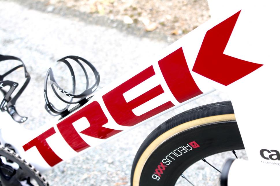 Trek madone outlet slr 2018