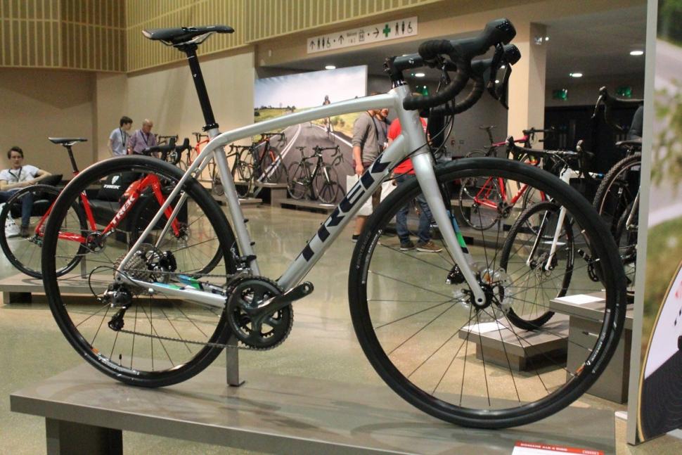 2017 trek best sale domane alr 4