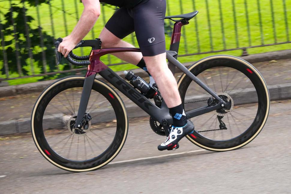 trek madone slr 7 disc review