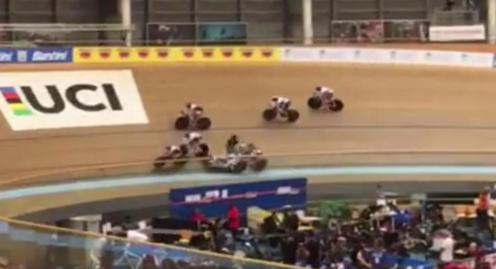 Video Huge track crash between Team GB & Japanese cyclists at the UCI