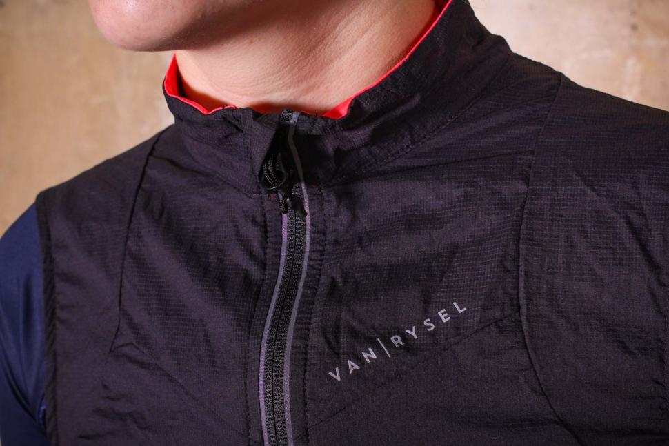 Review: Van Rysel RC 500 Women’s Windproof Cycling Gilet | road.cc