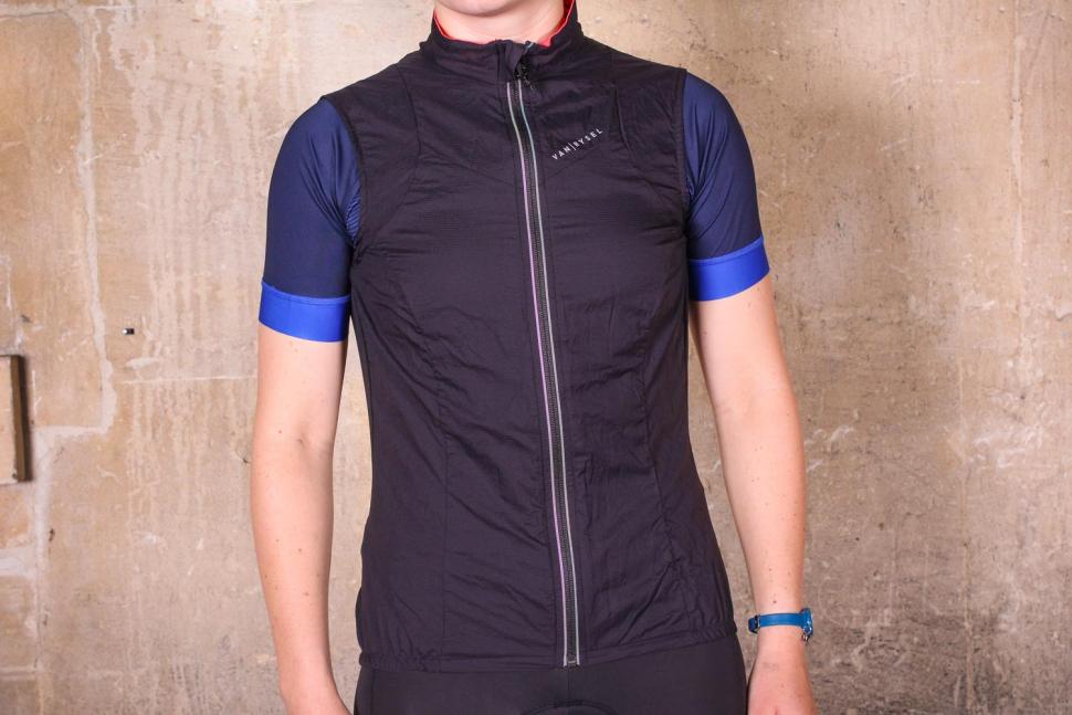 Review: Van Rysel RC 500 Women's Windproof Cycling Gilet | road.cc