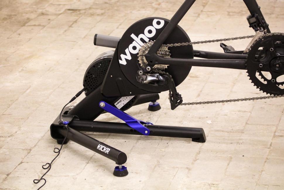 wahoo kickr smart turbo trainer review