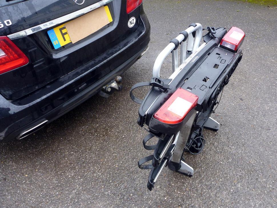 TOW BAR MOUNTED 3 BIKE RACK CYCLE CARRIER WITH LIGHTS and 7 pin ADAPTOR 