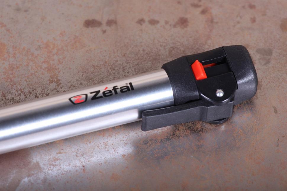Zefal Air Profil Switch Mini Pump in Silver 