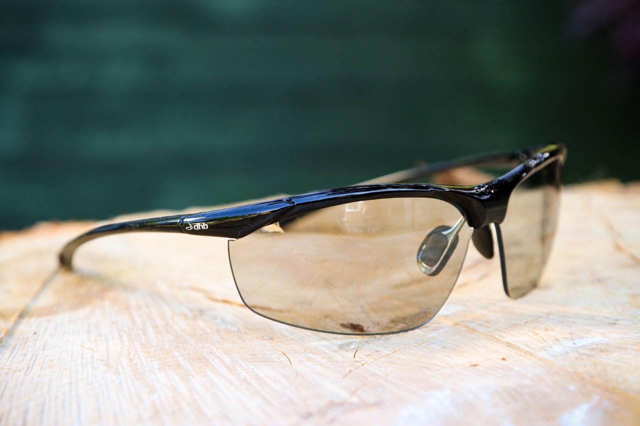 Review: dhb PhotoChromatic Half Frame Sunglasses 