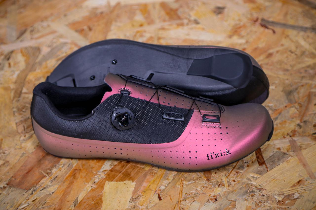 Fizik r4 road sales shoes