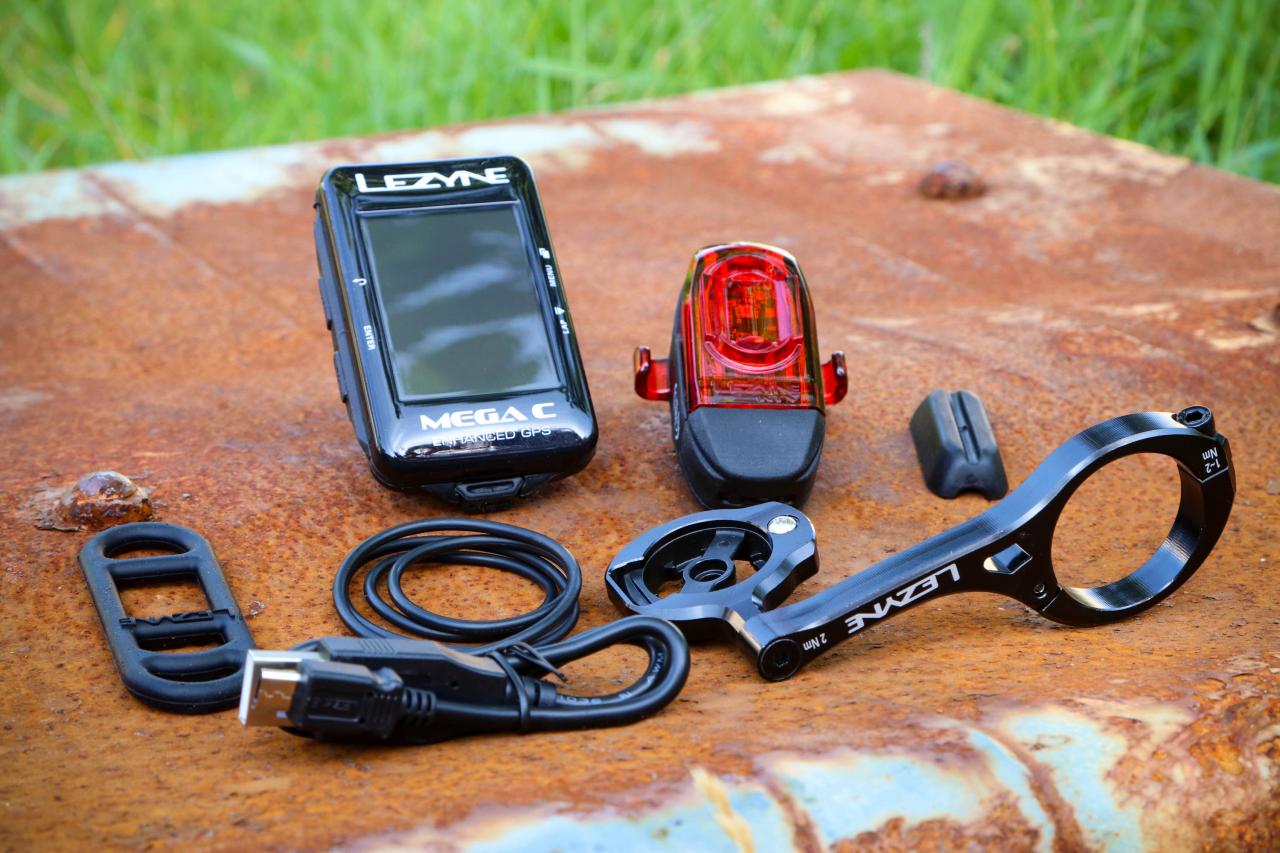 Lezyne mega on sale c gps