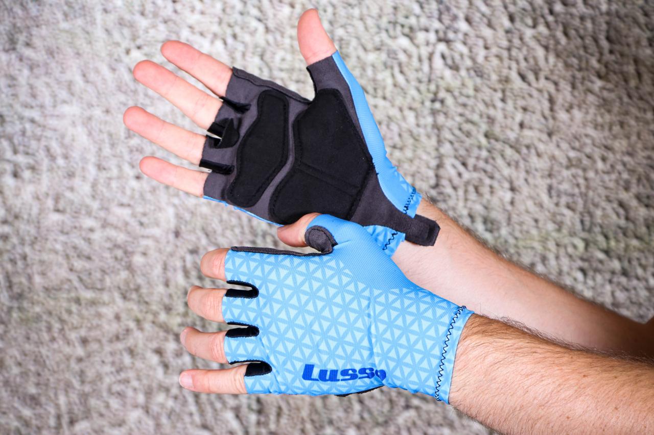 Review Lusso Momentum Summer Glove road.cc