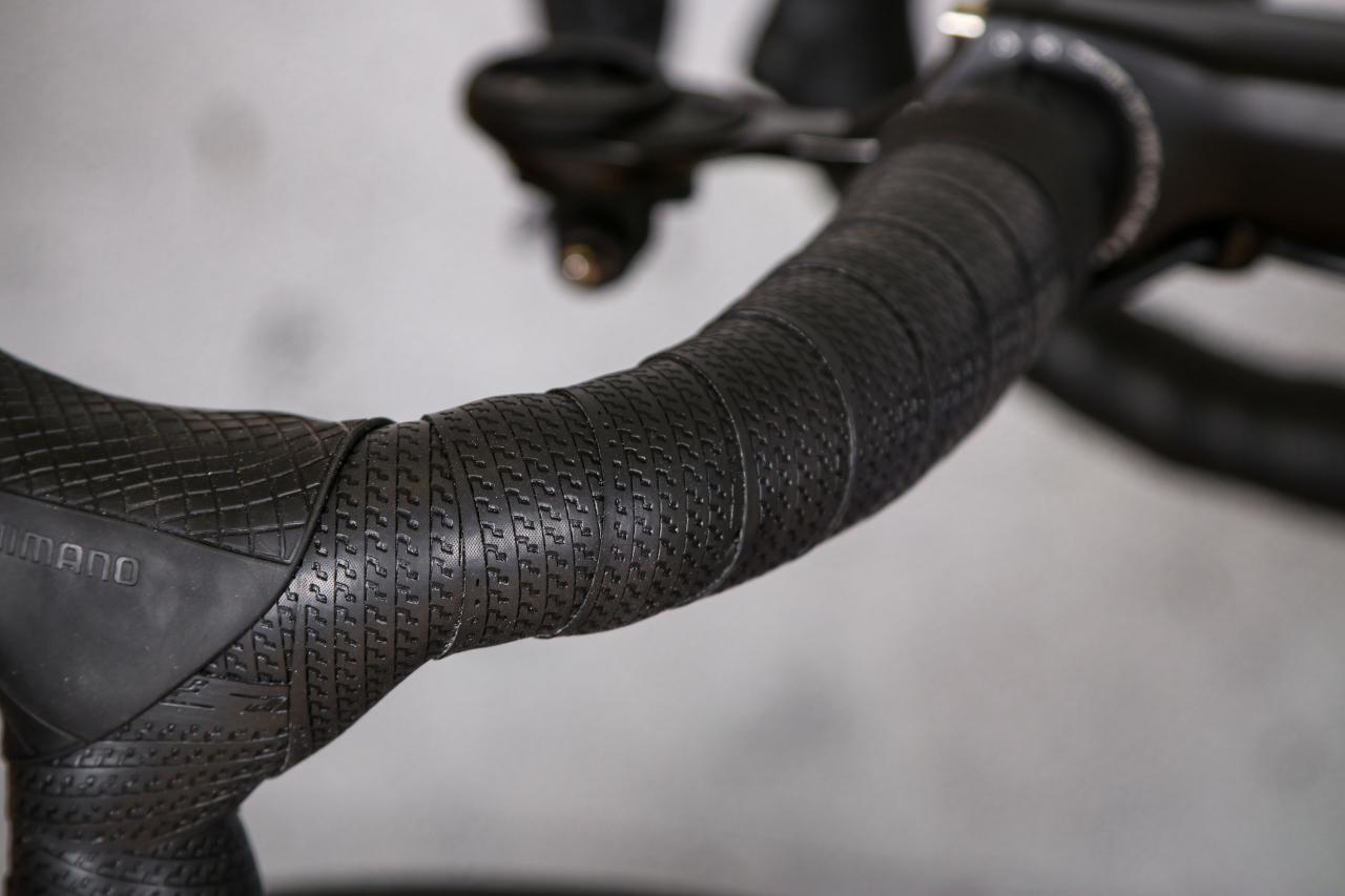 New Fizik Vento 2mm Microtex Tacky Road Bike Handlebar Tape, Black / White