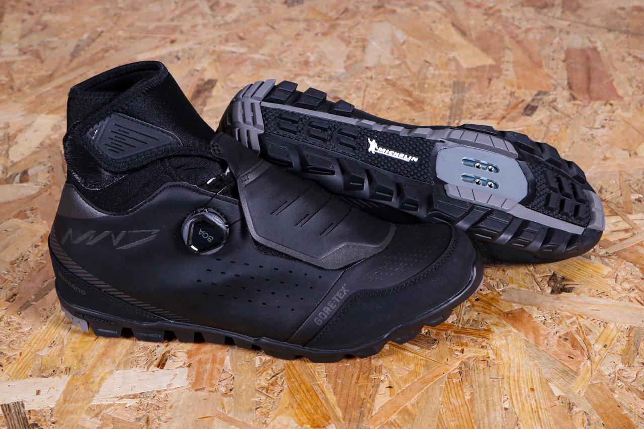 Review: Shimano MW7 Gore-Tex SPD Shoes (MW701) | road.cc