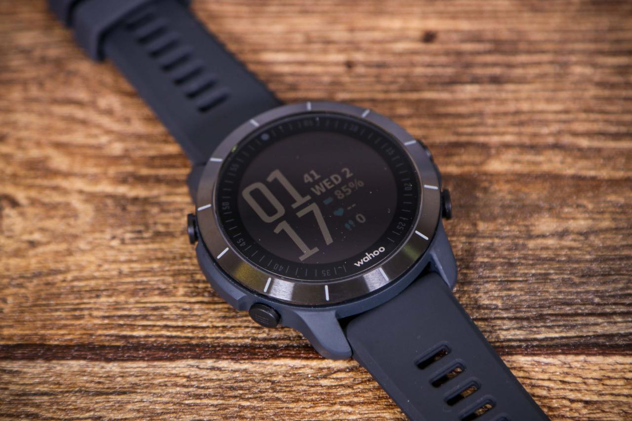 Review: Wahoo Elemnt Rival Multisport GPS Watch