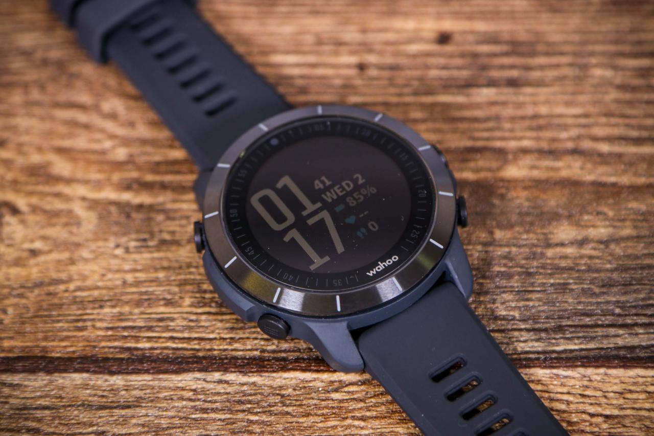 Review: Wahoo Elemnt Rival Multisport GPS Watch | road.cc