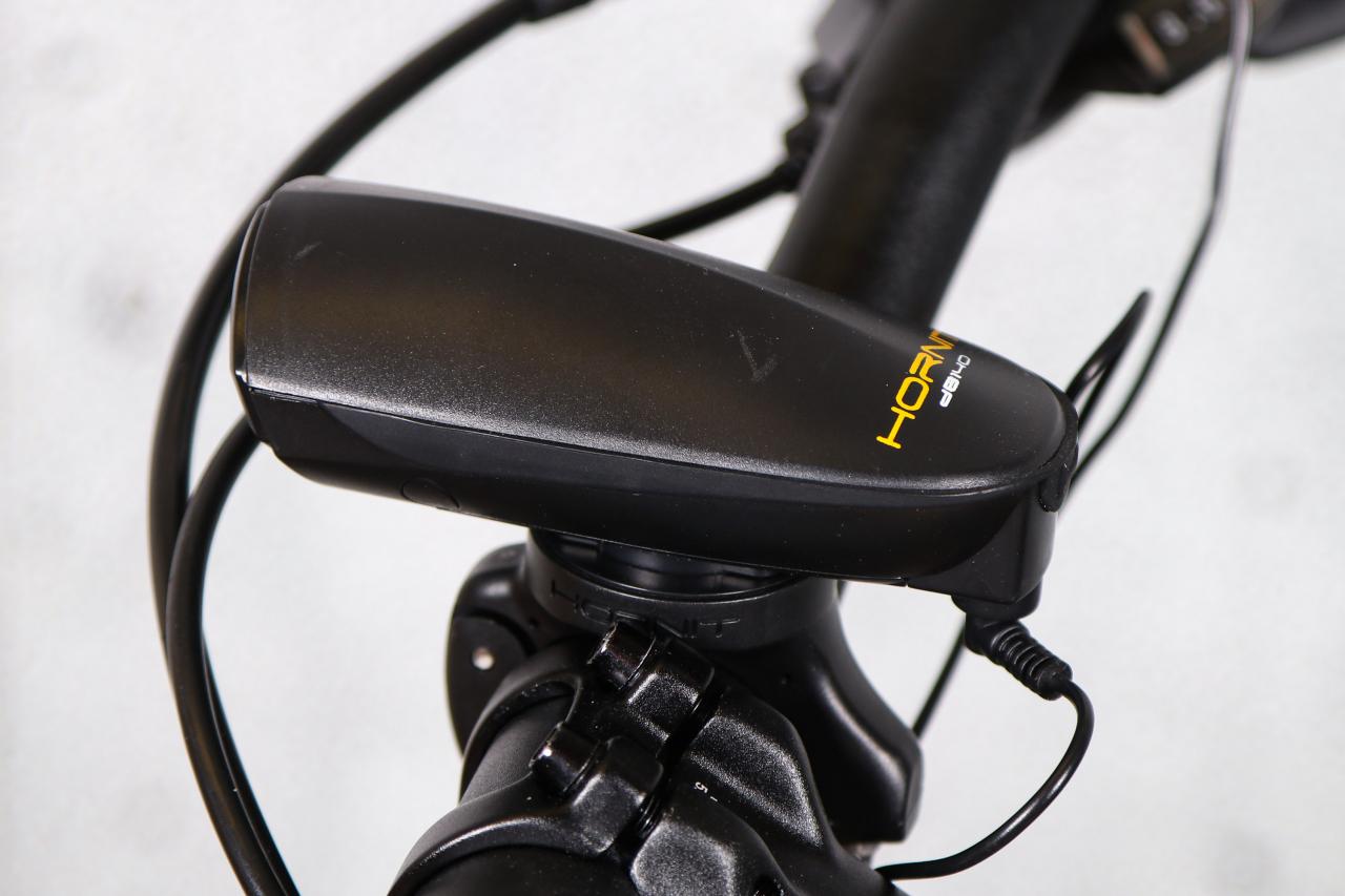 Timbre de bicicleta Hornit 140dB con soporte Garmin Style