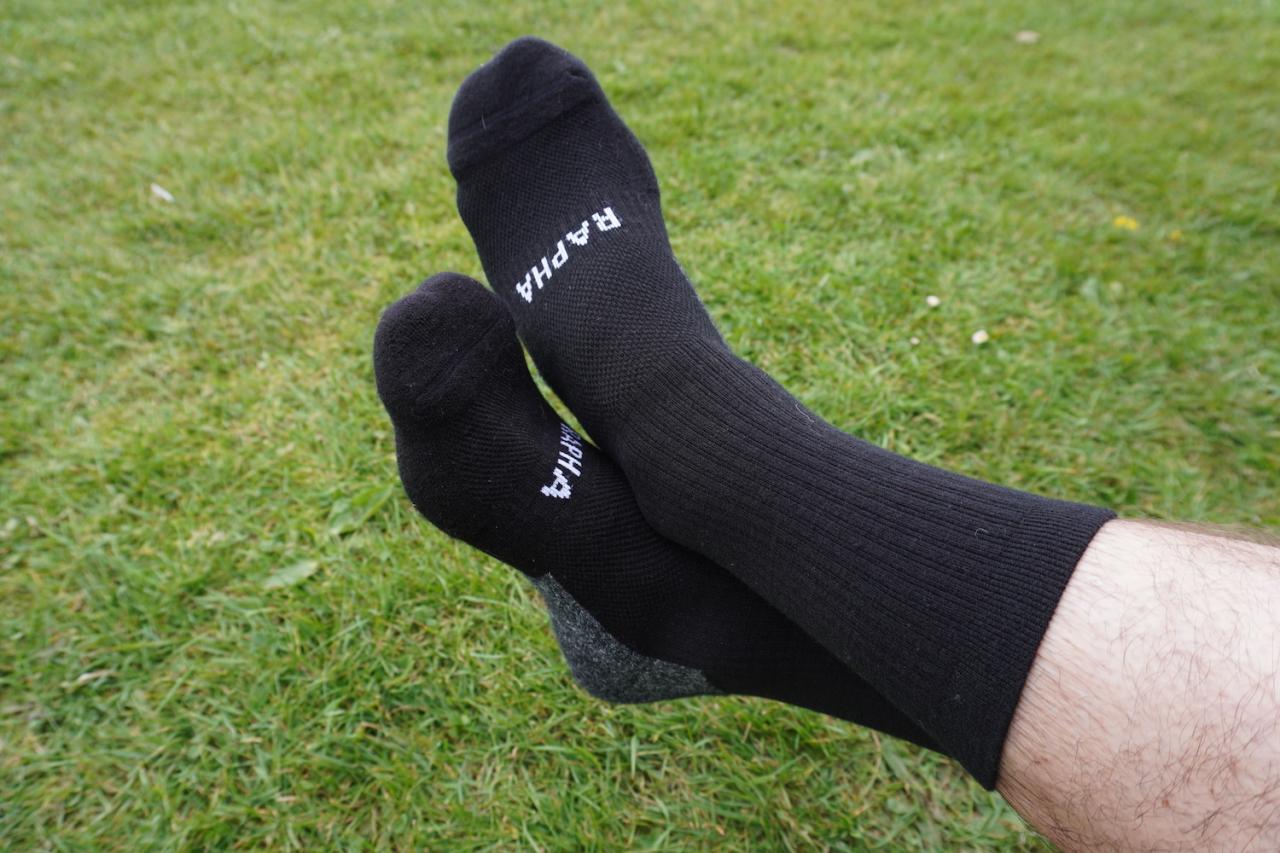 Review Rapha Pro Team Winter Socks road.cc