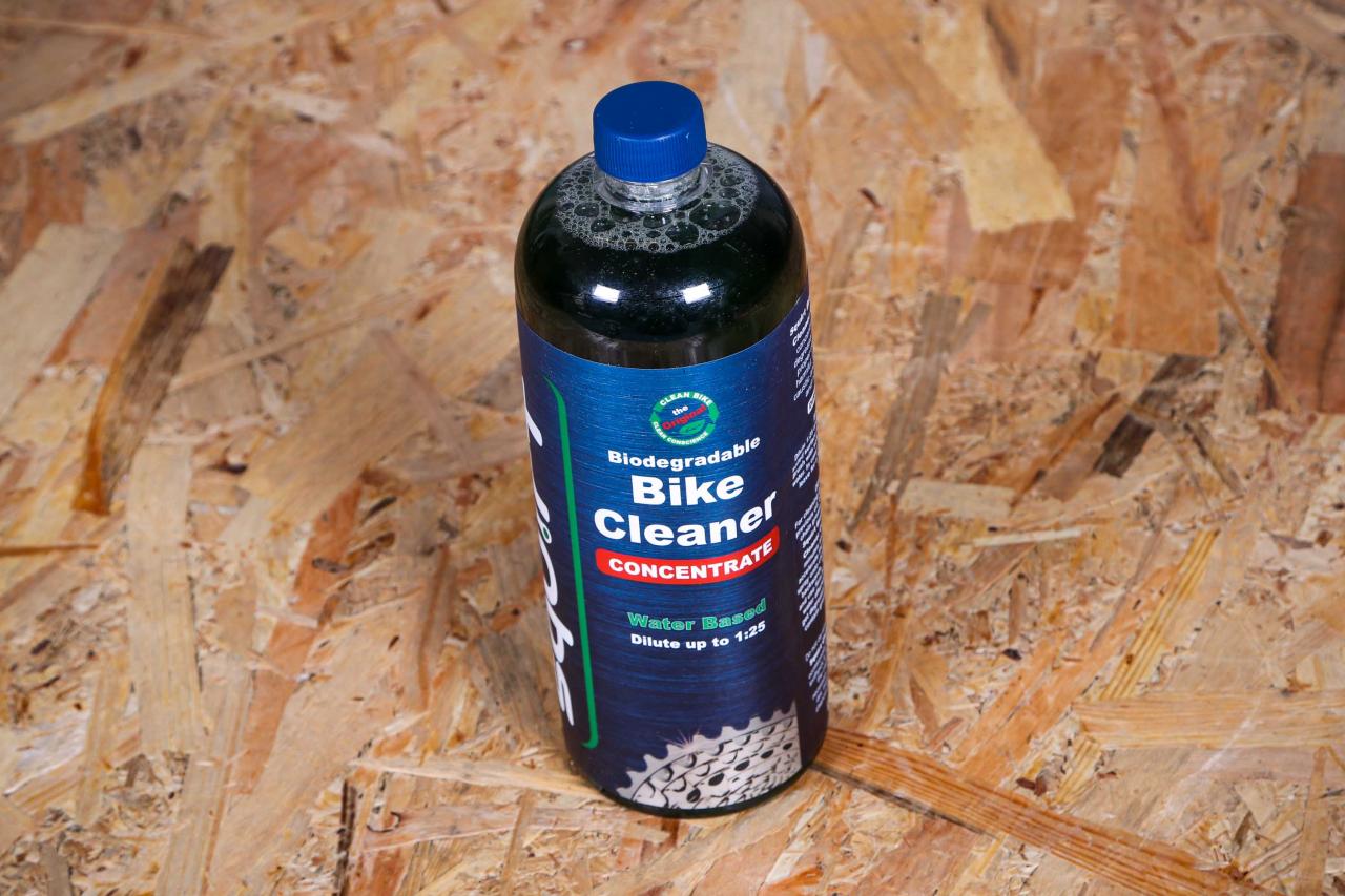 Bio-Bike Wash foam spray 750ml / 25.3 FL.OZ – Squirt Cycling