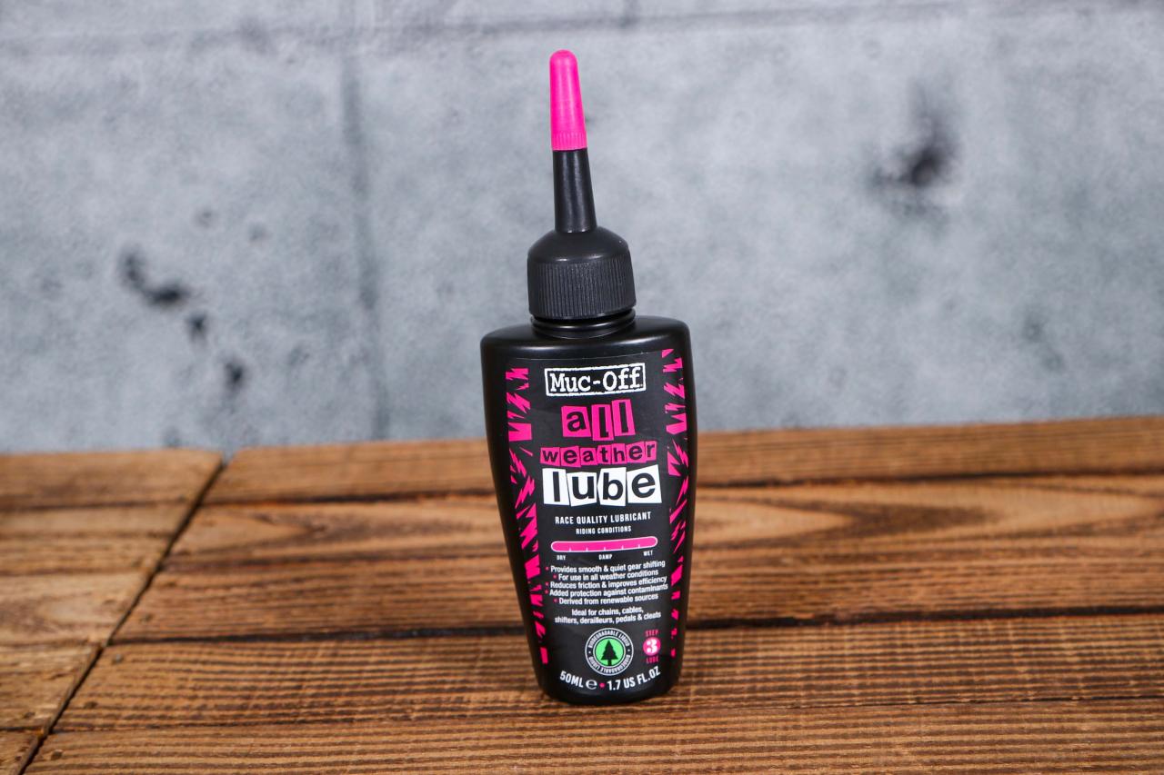 Muc-Off Dry Chain Lube, Biodegradable, Dry Weather, Race Quality Bicycle  Lube