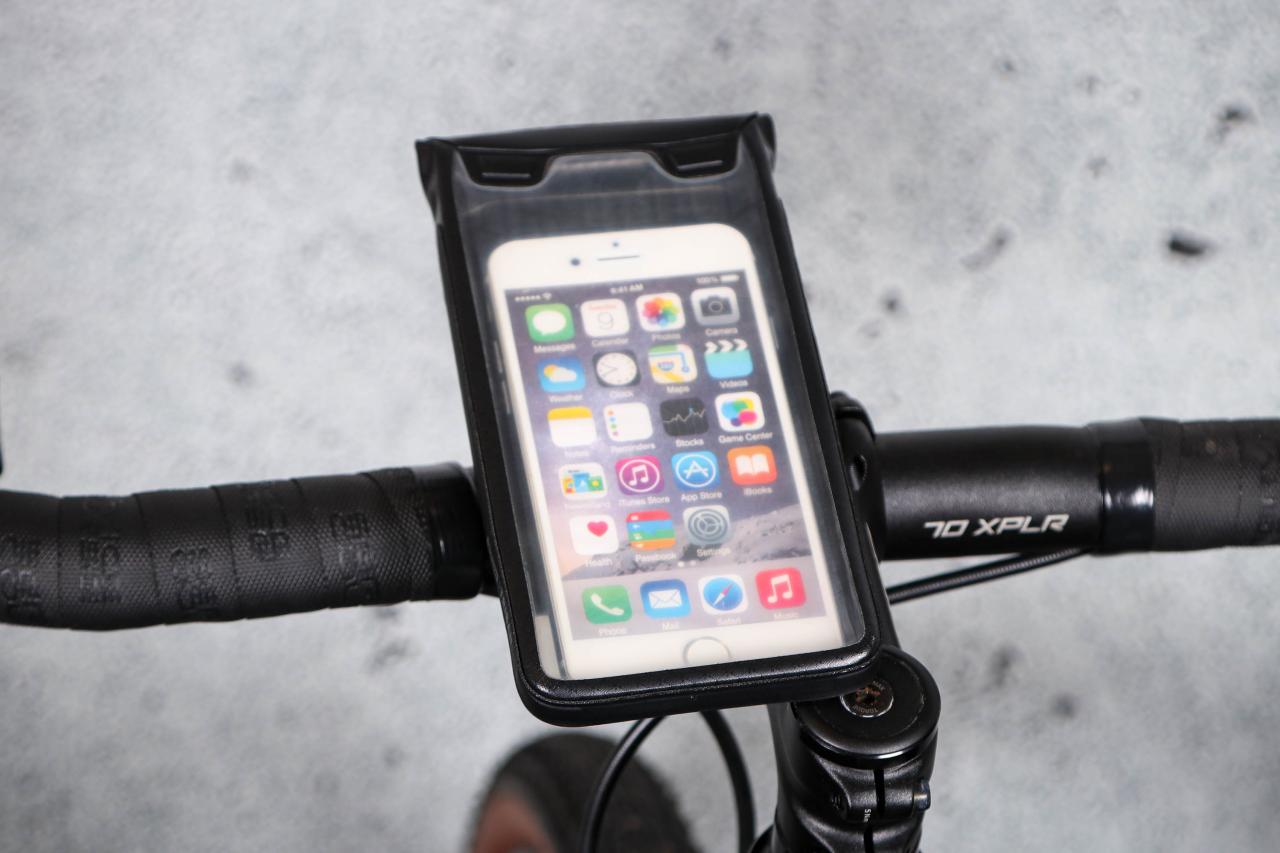 Review: Triban 900 L Waterproof Bike Smartphone Holder