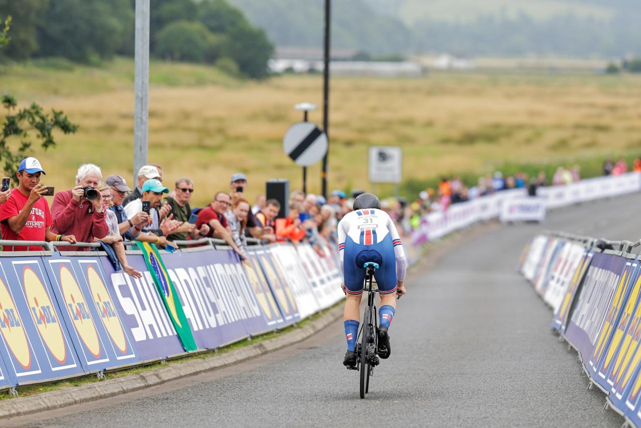 Frustrated locals see off World Championships with final complaints about road closures road.cc