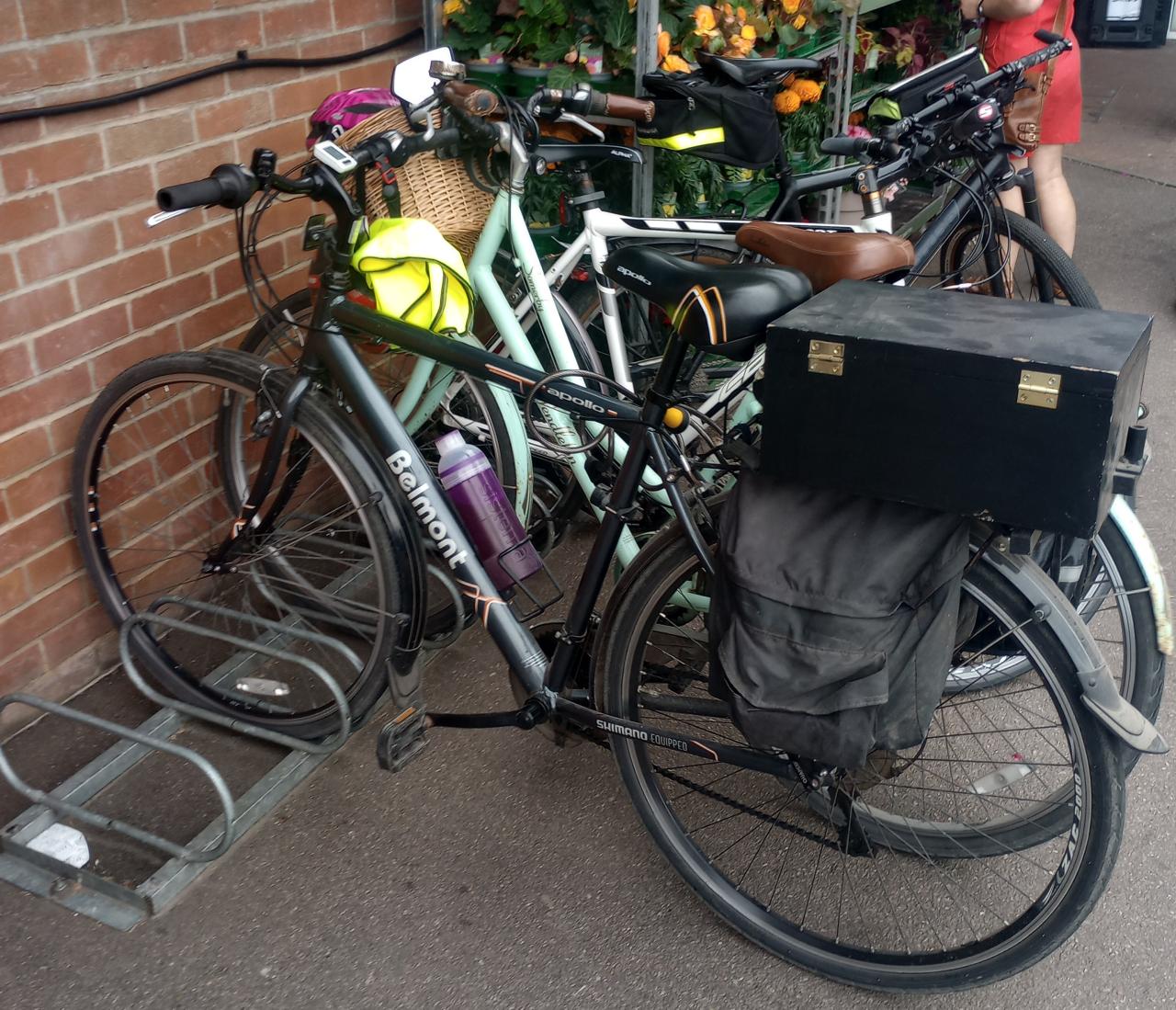 Tesco tells cyclist who complained about broken and blocked bike racks outside shop that working racks are never full and not considered high priority road.cc