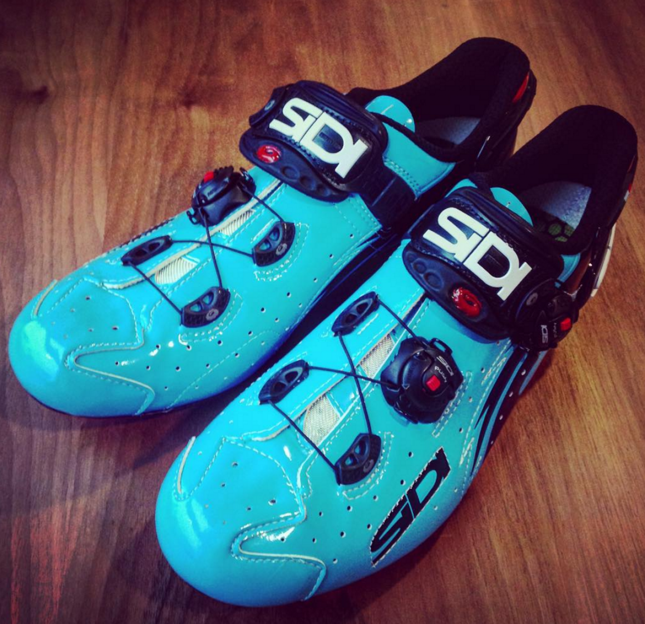 sidi blue cycling shoes