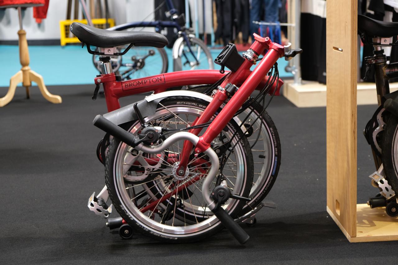 brompton stationary bike stand