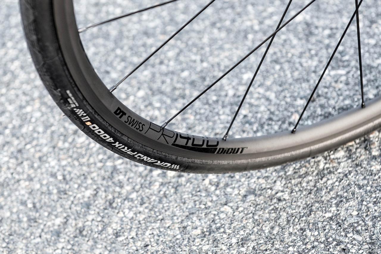 herhaling Hij Blauwdruk DT Swiss launches the 'pinnacle of aluminium wheels' with new PR 1400 Dicut  OXiC | road.cc