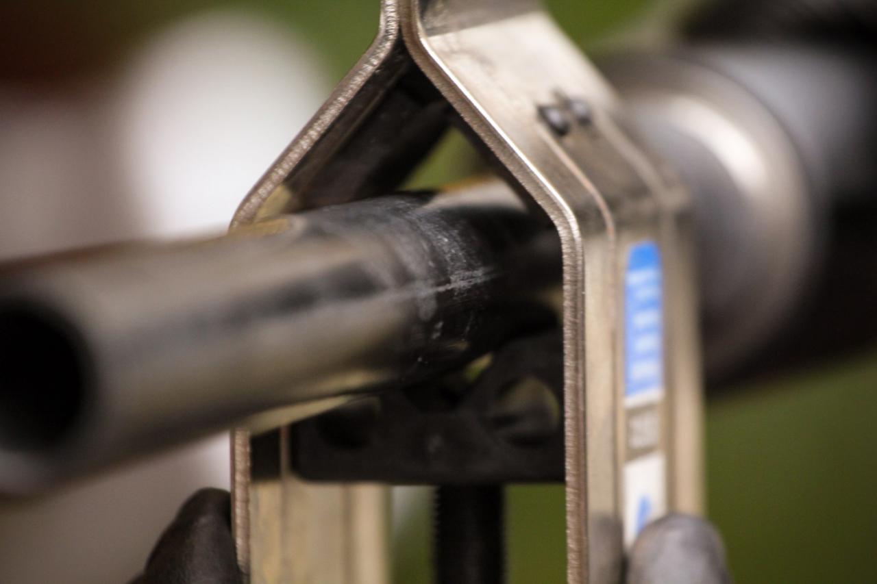 cutting carbon steerer