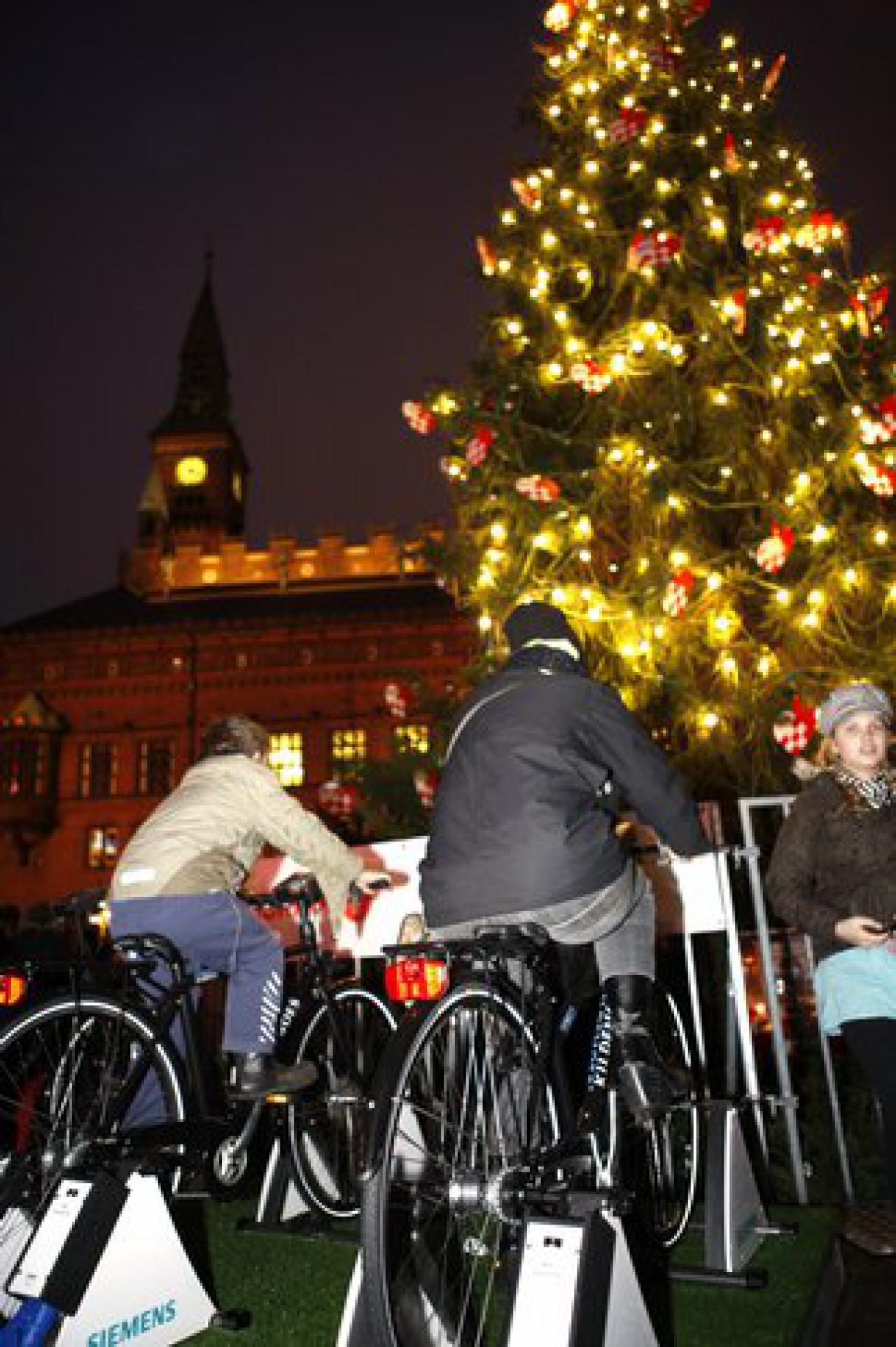 bike light powered by pedaling