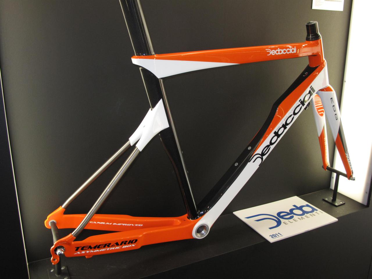 dedacciai carbon frame